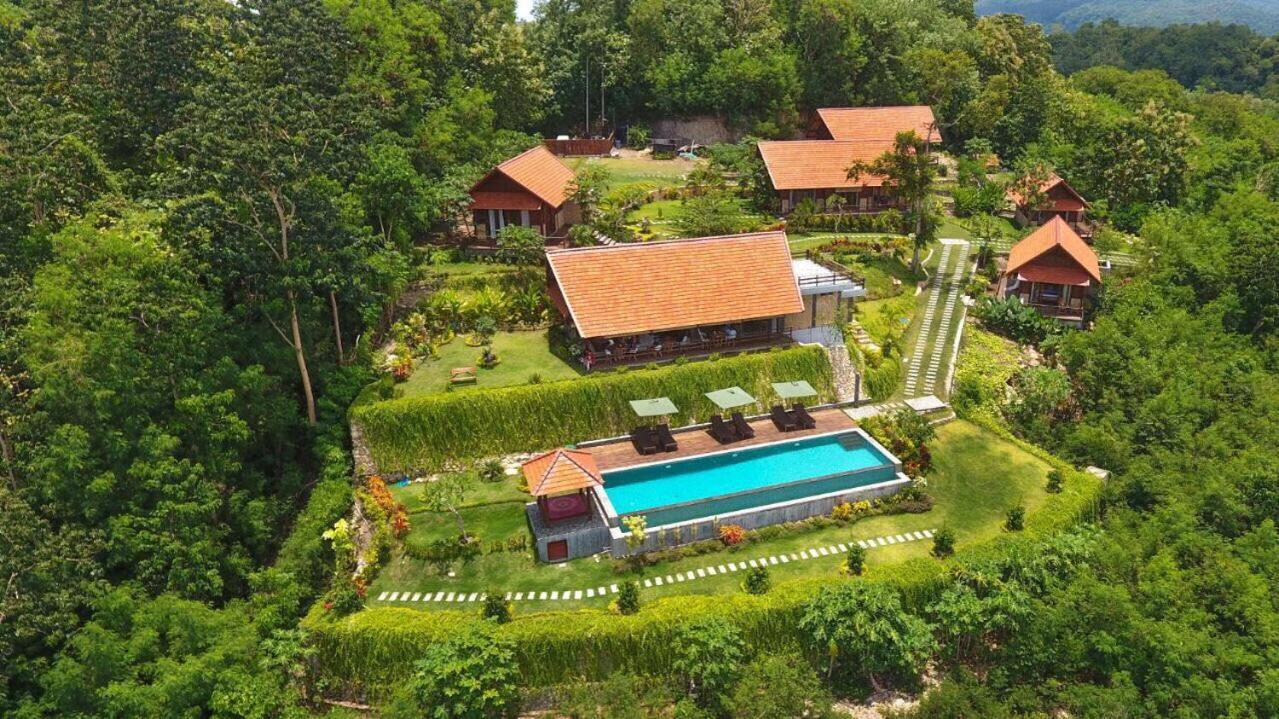 Villa Domanik Labuan Bajo Esterno foto