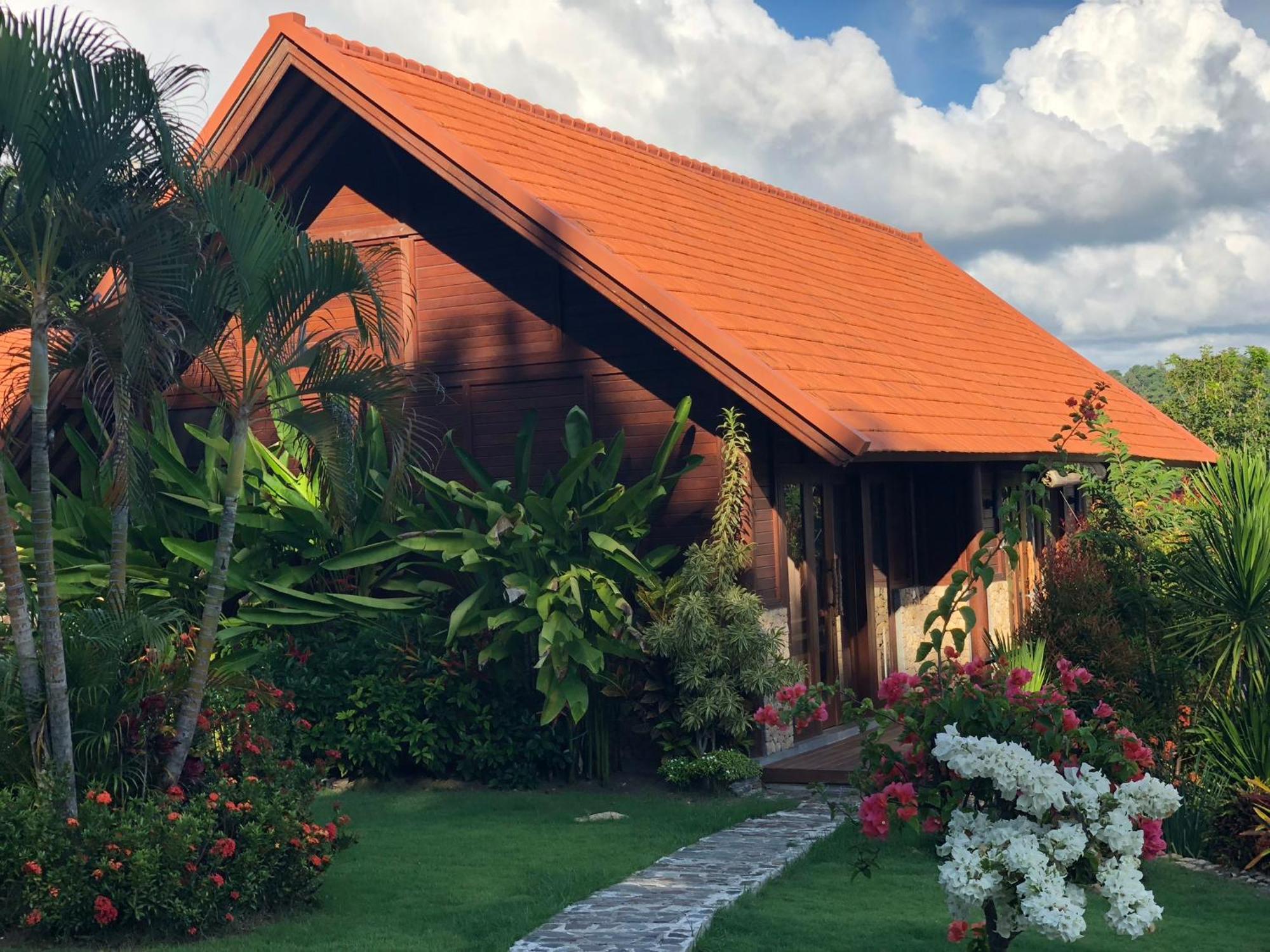 Villa Domanik Labuan Bajo Esterno foto