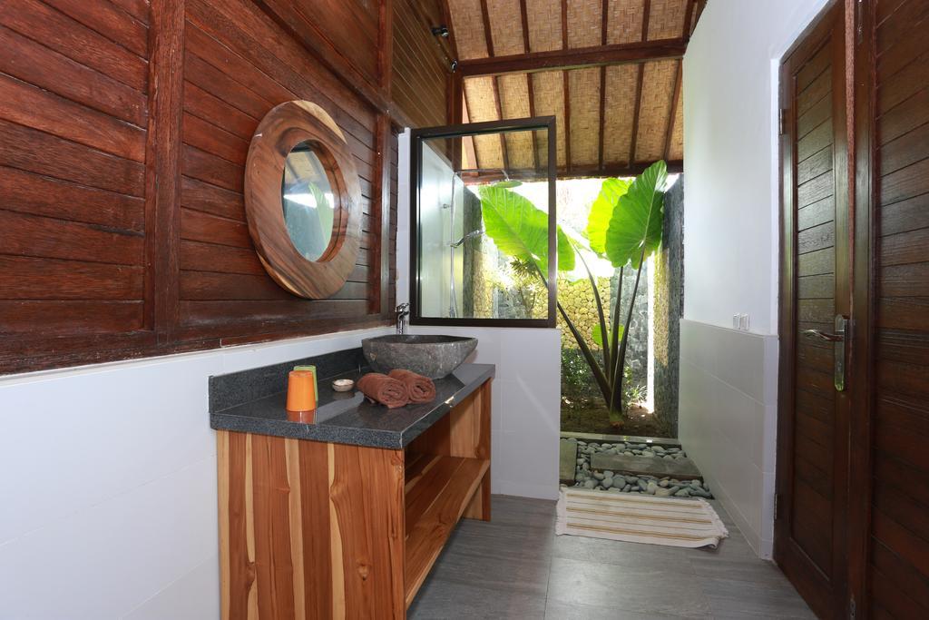 Villa Domanik Labuan Bajo Esterno foto