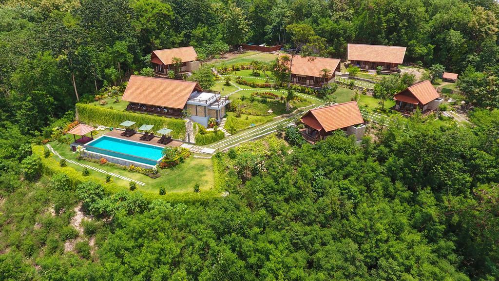 Villa Domanik Labuan Bajo Esterno foto